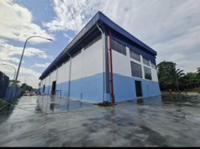 Warehouse for rent in Petaling, Alam Impian