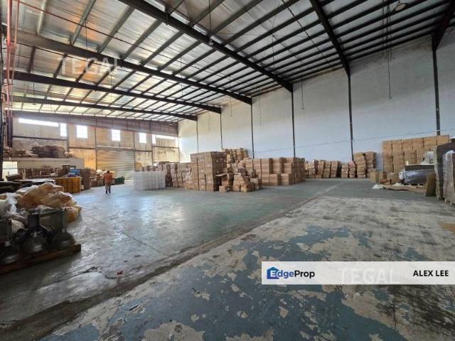 Warehouse for rent in Petaling, Alam Impian