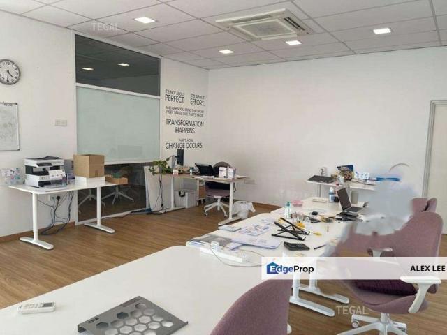 Warehouse for rent in Petaling, Alam Impian