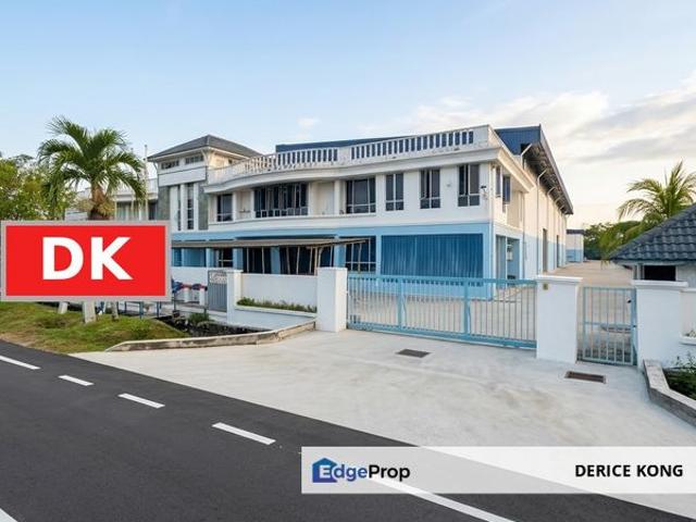Warehouse for rent in Petaling, Alam Impian