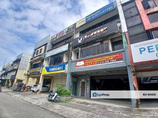 Shop for rent in Petaling, Alam Impian