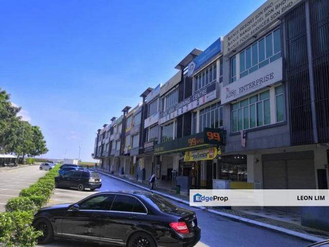 Shop for rent in Kajang, Langat