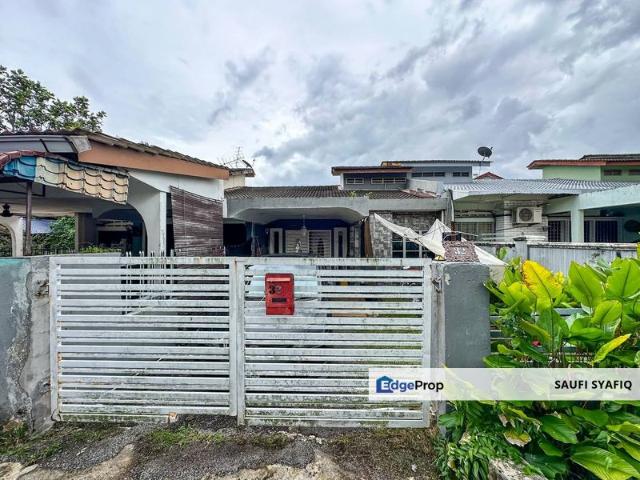 House for sale in Kajang, Langat