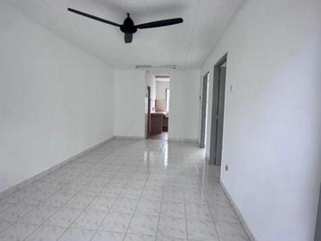 Flat for sale in Country Heights Damansara, Kuala Lumpur