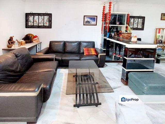 House for sale in Puchong, Majlis Bandaraya Subang Jaya