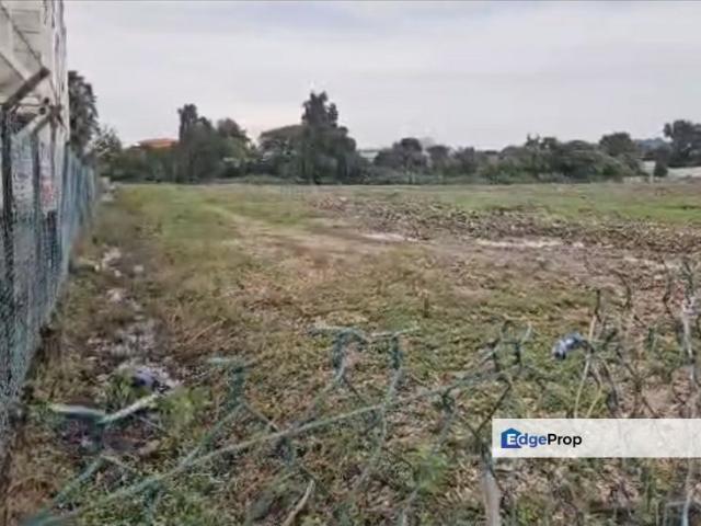 Warehouse for sale in Shah Alam, Petaling
