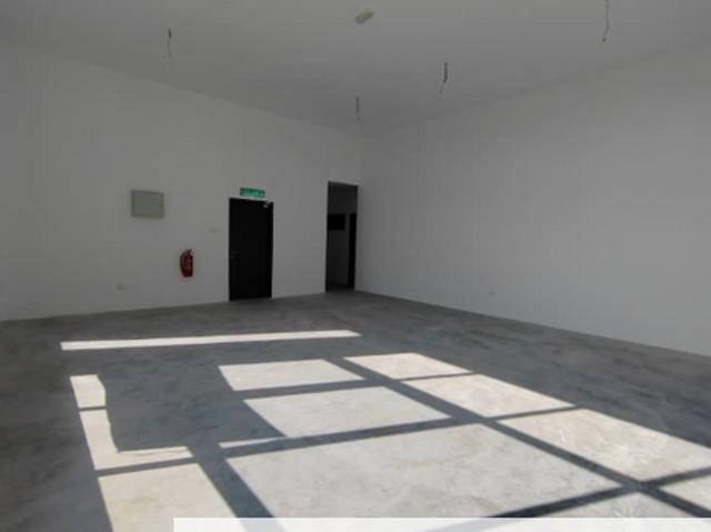 Warehouse for sale in Petaling, Alam Impian