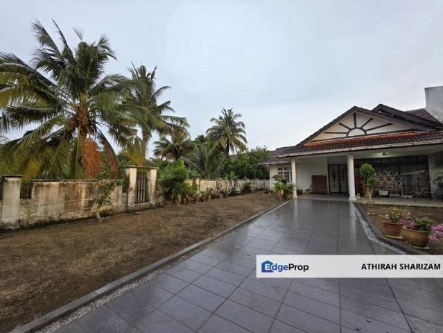 House for sale in Kajang, Langat