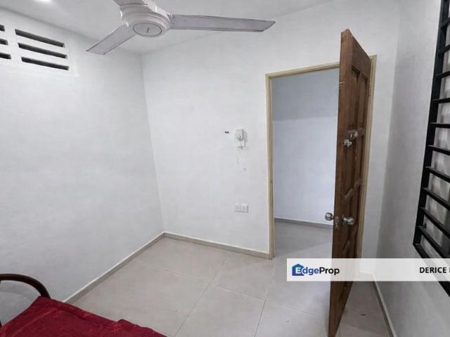 House for sale in Petaling, Damansara Damai