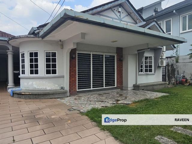 House for sale in Petaling, Damansara Damai