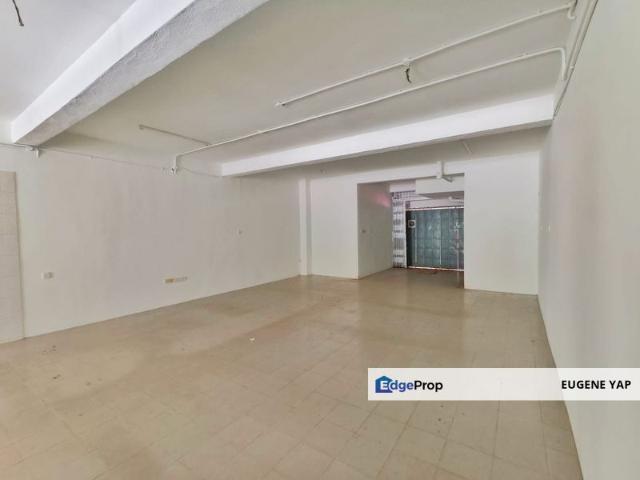 Shop for rent in Kajang, Langat