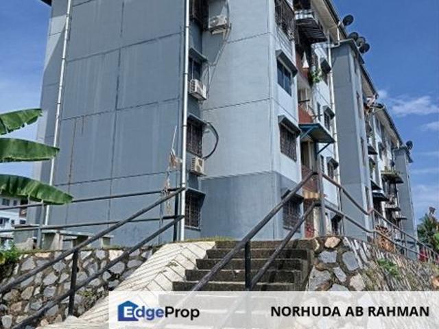 Flat for rent in Kajang, Langat