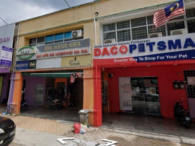 Shop for rent in Kajang, Langat
