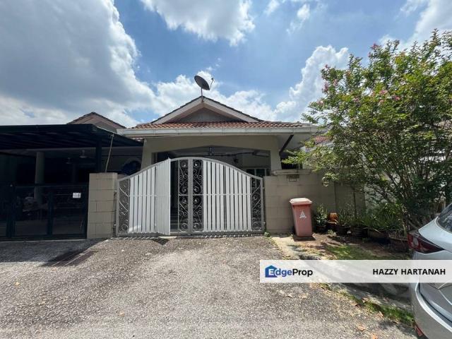 House for sale in Petaling, Damansara Damai