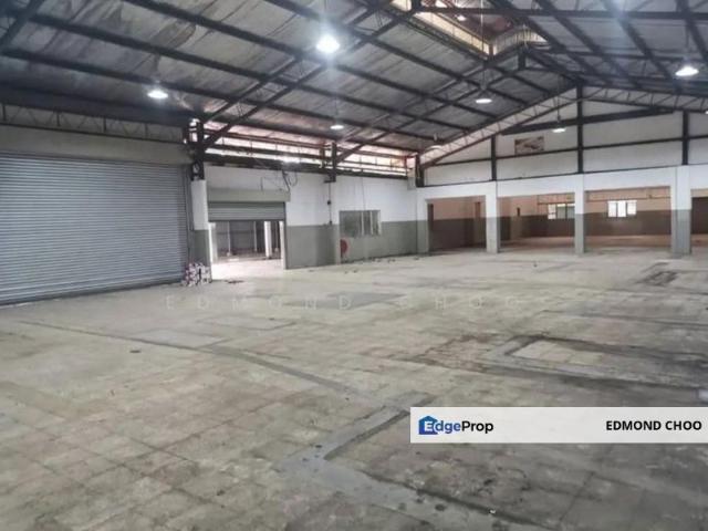 Warehouse for rent in Seksyen 51A, Petaling Jaya