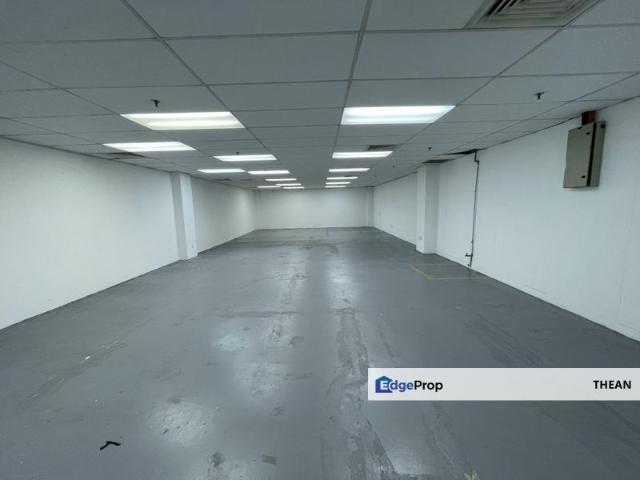 Warehouse for rent in Petaling, Damansara Damai