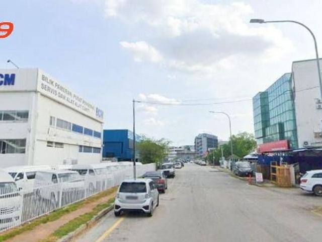 Warehouse for rent in Seksyen 51A, Petaling Jaya