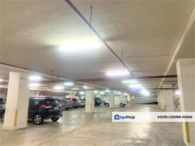 Warehouse for rent in Seksyen 51A, Petaling Jaya
