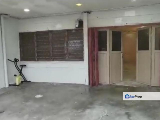 House for sale in Petaling, Damansara Damai