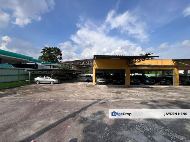 Shop for rent in Petaling, Damansara Damai