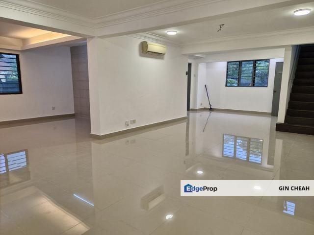 House for sale in Petaling, Subang Jaya