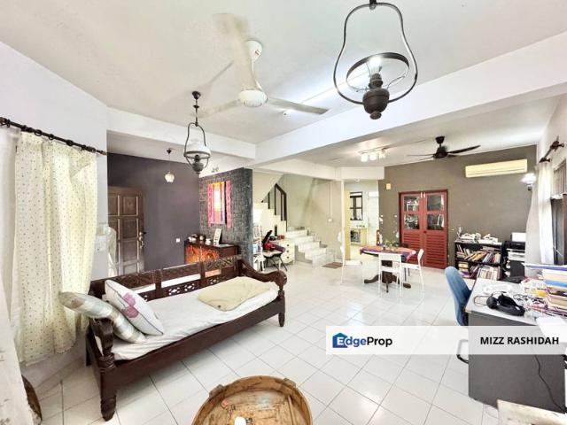 House for sale in Petaling, Damansara Damai