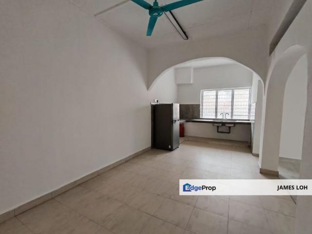 House for sale in Petaling, Damansara Damai