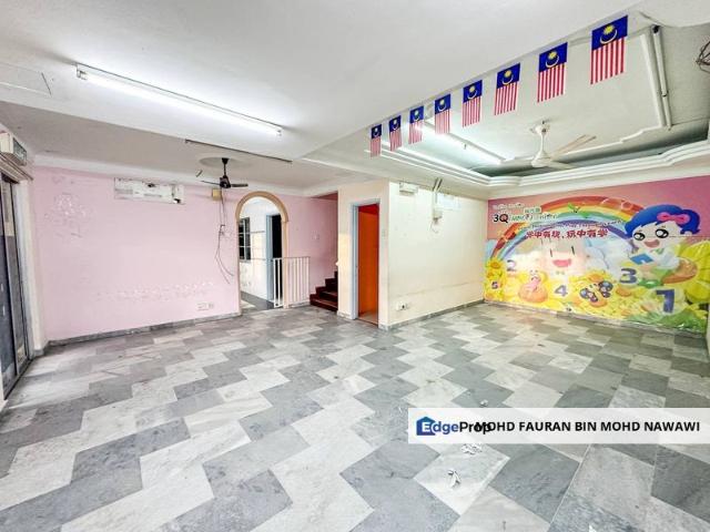 House for sale in Petaling, Damansara Damai
