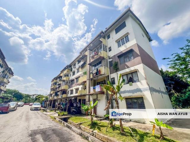 Flat for sale in Kajang, Langat