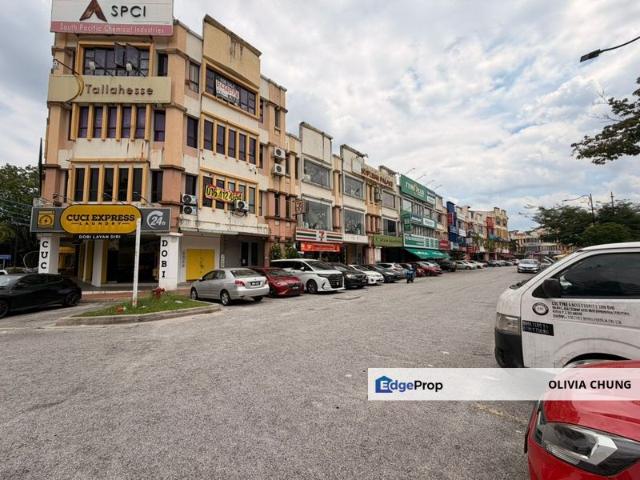 Shop for sale in Petaling, Damansara Damai