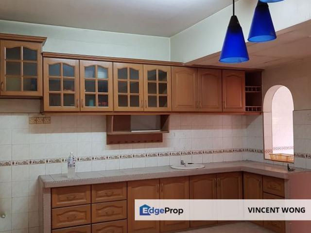 House for sale in Petaling, Damansara Damai