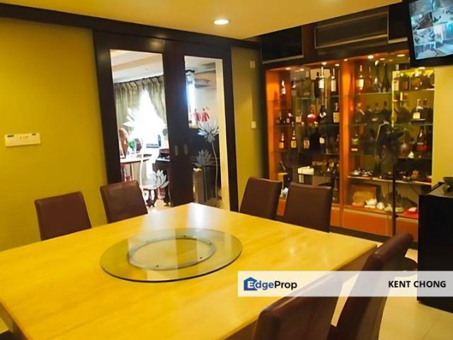 Shop for sale in Petaling, Damansara Damai