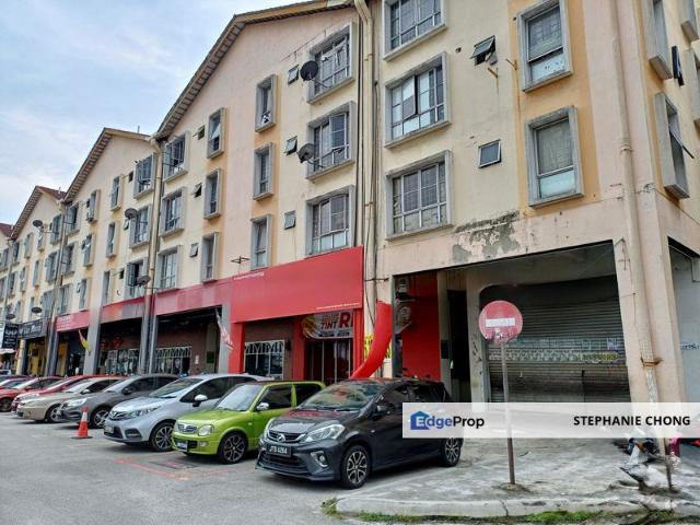 Shop for rent in Petaling, Alam Impian
