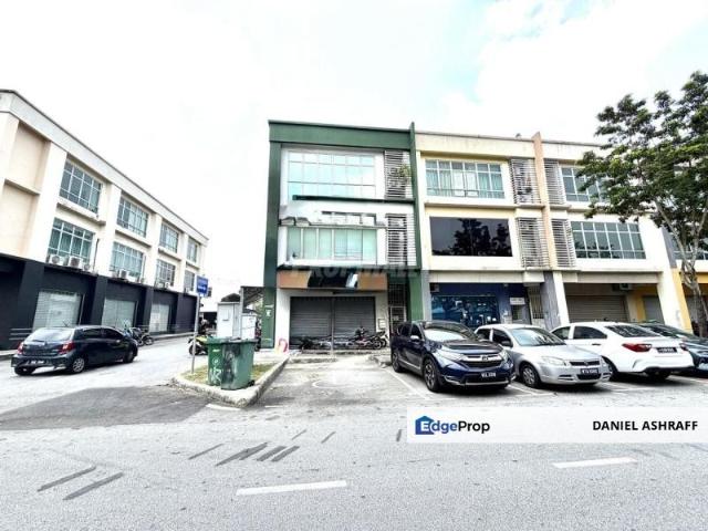 Shop for sale in Petaling, Alam Impian