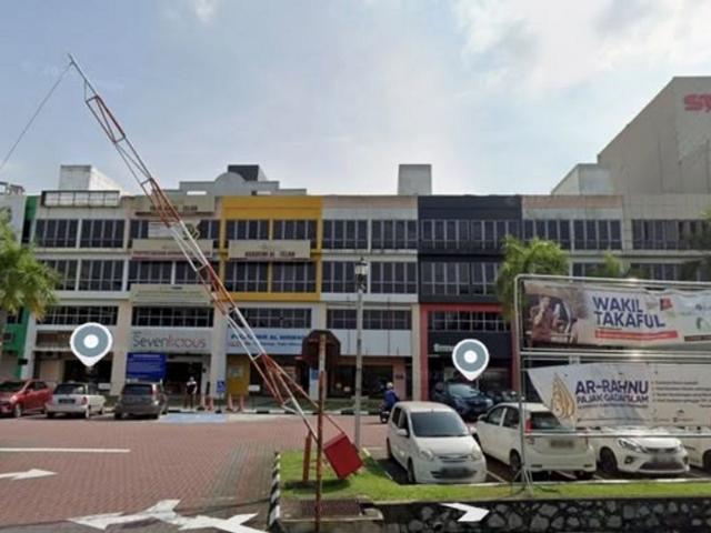 Shop for sale in Petaling, Alam Impian