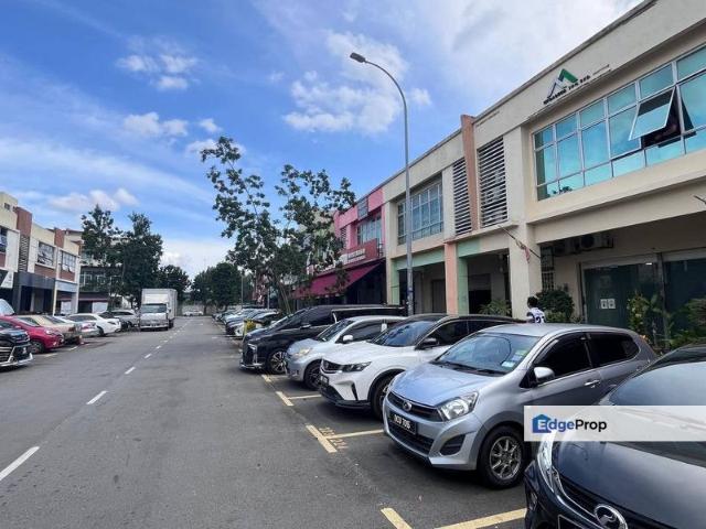Shop for sale in Petaling, Alam Impian