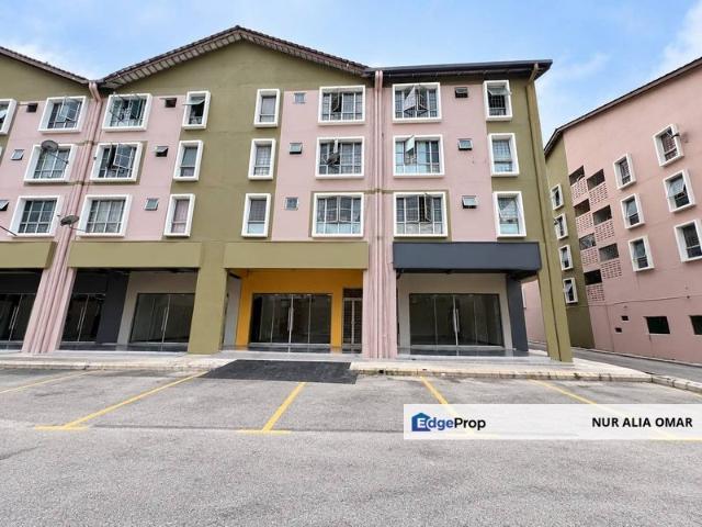 Shop for rent in Shah Alam, Petaling