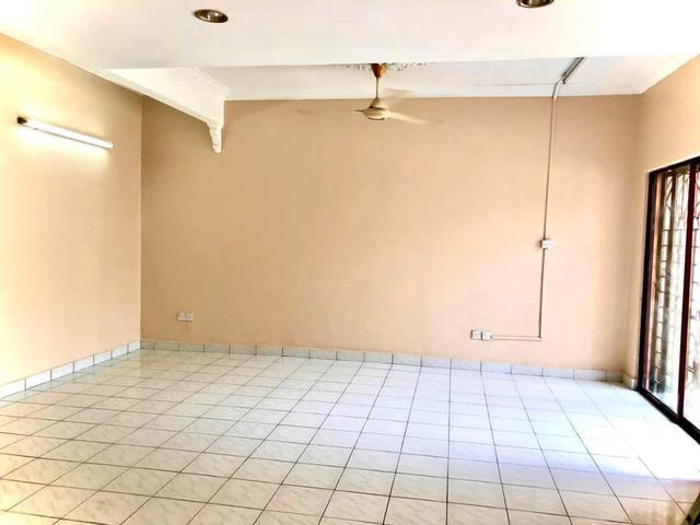 Terraced House for rent in Petaling, Alam Impian