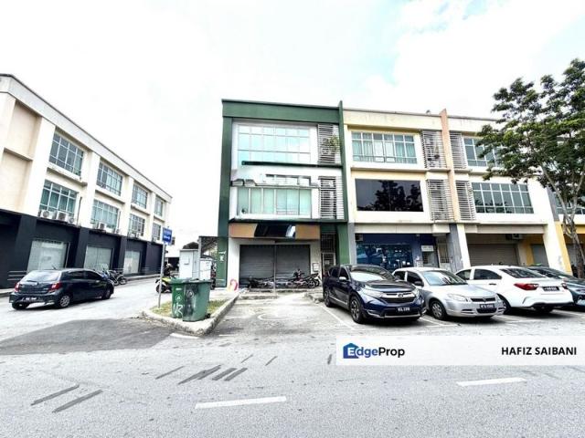 Shop for sale in Petaling, Damansara Damai
