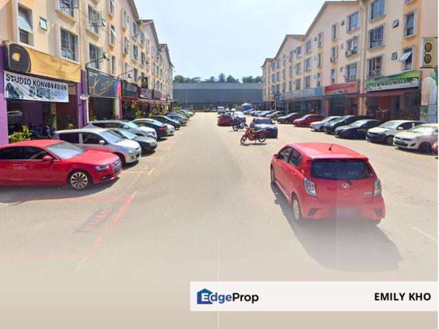 Shop for sale in Petaling, Damansara Damai