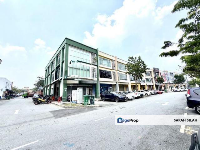 Shop for sale in Petaling, Alam Impian