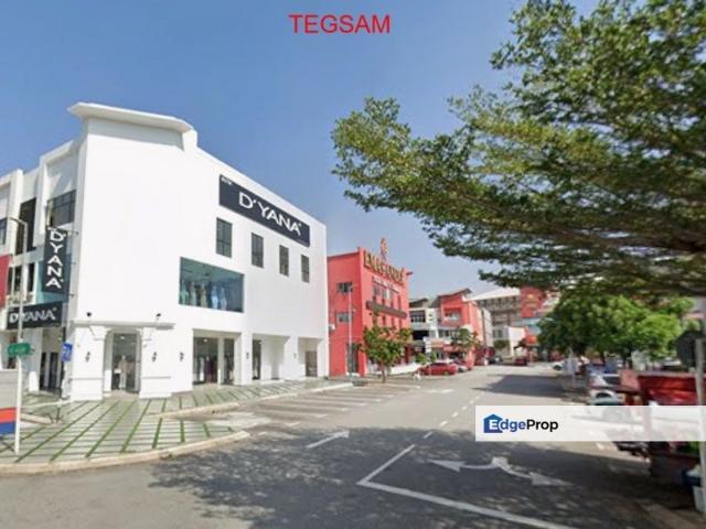 Shop for rent in Petaling, Damansara Damai