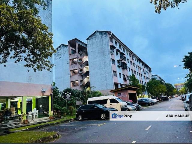 Flat for sale in Petaling, Alam Impian