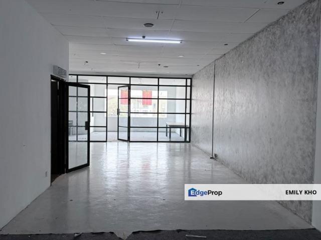 Shop for rent in Petaling Jaya, Petaling