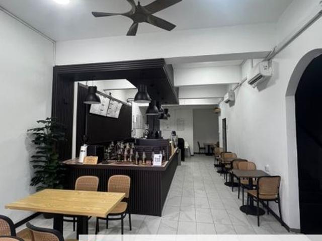 Shop for rent in Kajang, Langat
