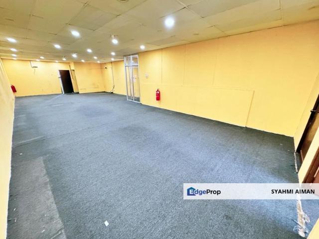 Shop for rent in Kajang, Langat