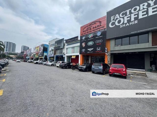 Shop for rent in Kajang, Langat
