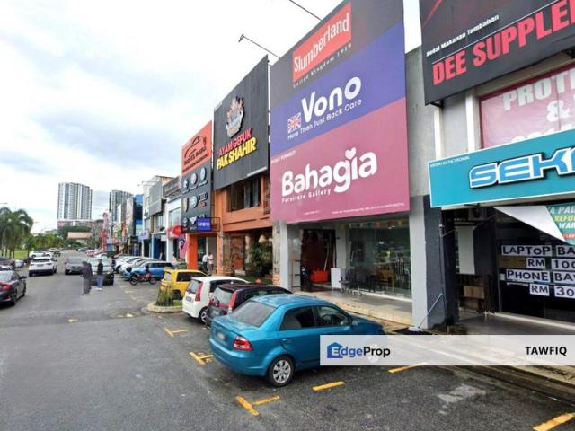 Shop for sale in Kajang, Langat