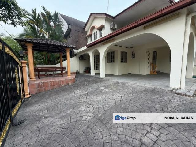 House for sale in Petaling, Damansara Damai
