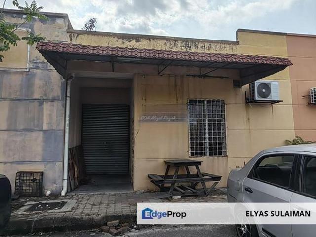 Shop for sale in Kajang, Langat